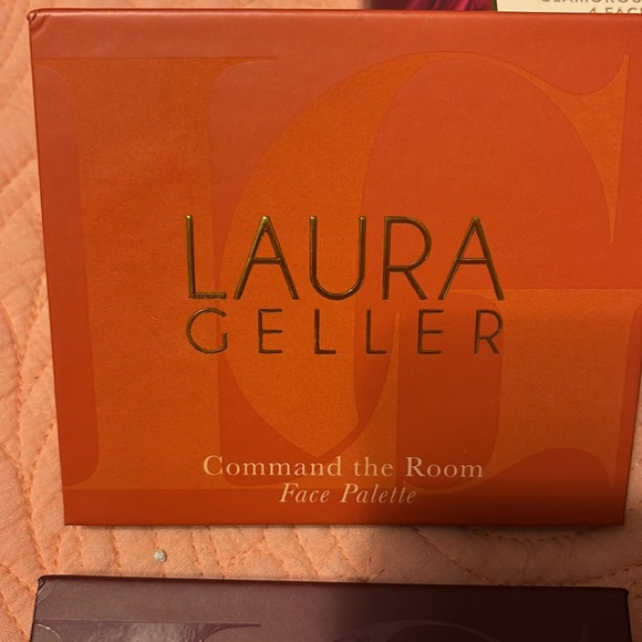 Laura Geller Party in a Palette, Glamorous Gatherings, 4 Face Palette NWT - Picture 4 of 11